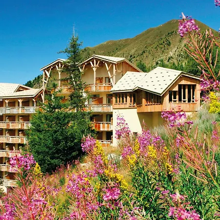 Pierre & Les Terrasses D'azur 3*